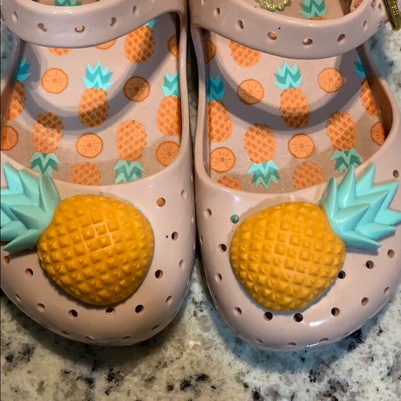 Mini Melissa 8 - Picture 2 of 5